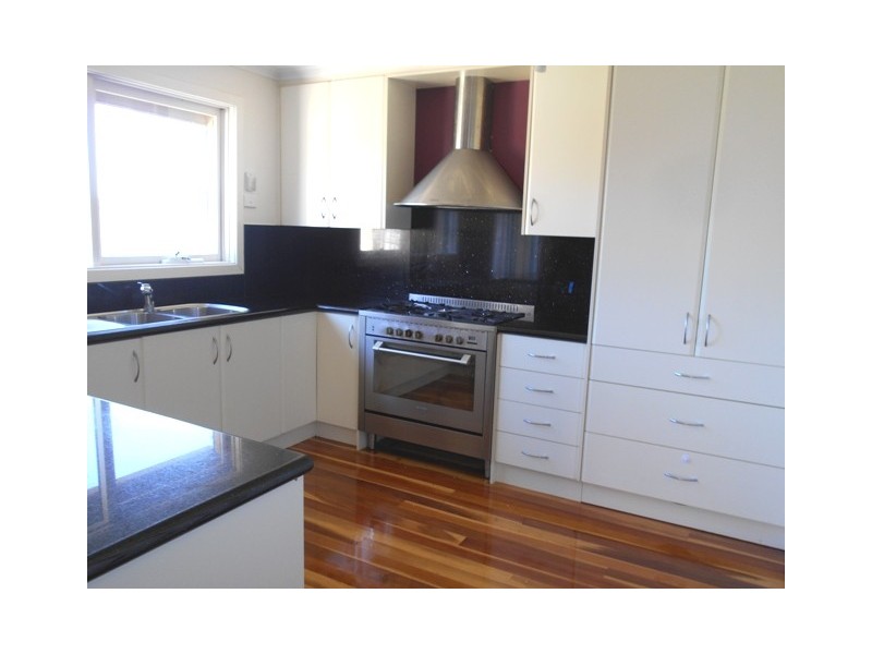 10 Broadgreen Avenue, Wantirna VIC 3152