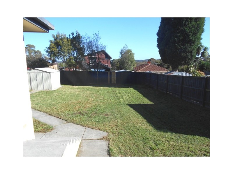 10 Broadgreen Avenue, Wantirna VIC 3152