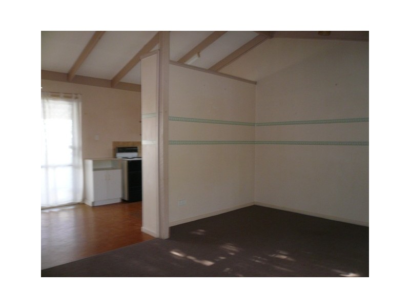 7 Brian Court, Kallangur QLD 4503