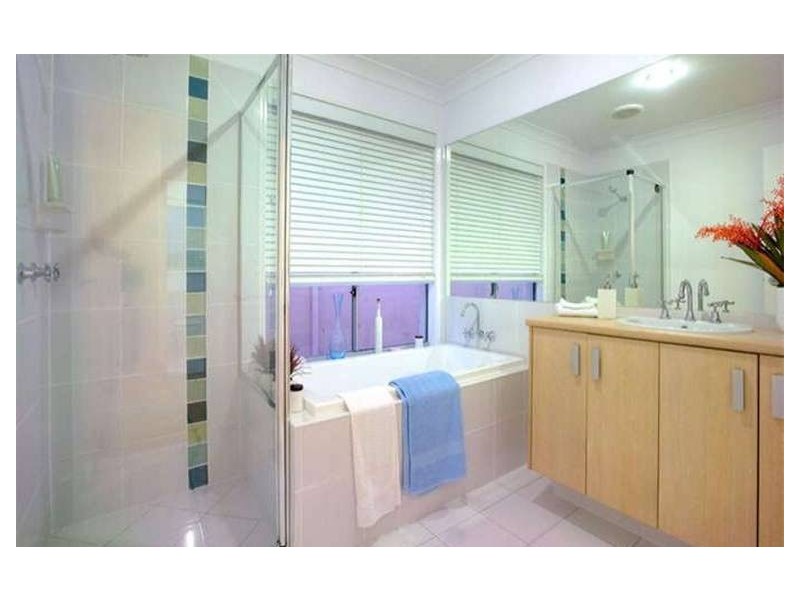 North Lakes QLD 4509