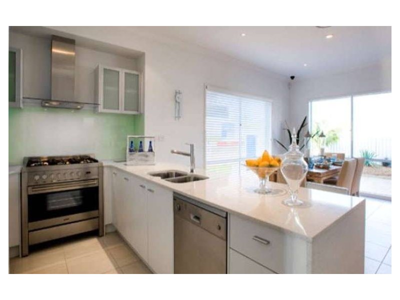 North Lakes QLD 4509