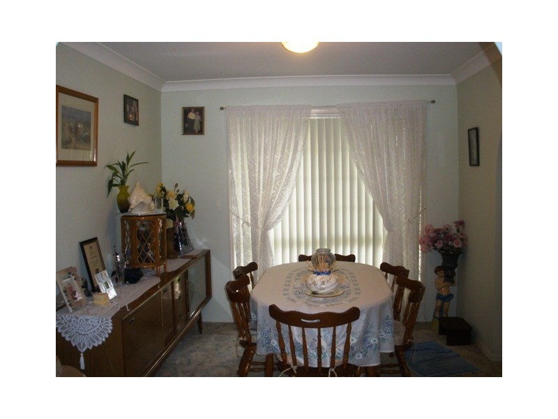 38  Vaucluse Cr, Petrie QLD 4502