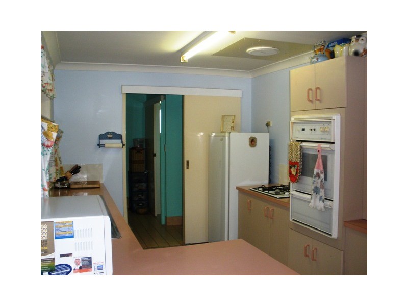 38  Vaucluse Cr, Petrie QLD 4502