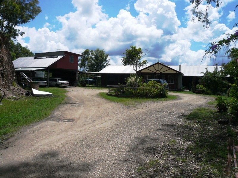 174 Woodward Road, Armstrong Creek QLD 4520