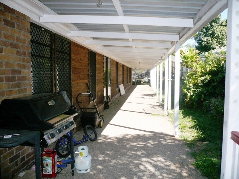 30 Champagne St, Petrie QLD 4502