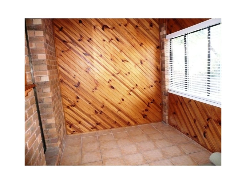 27 Chambery Road, Petrie QLD 4502