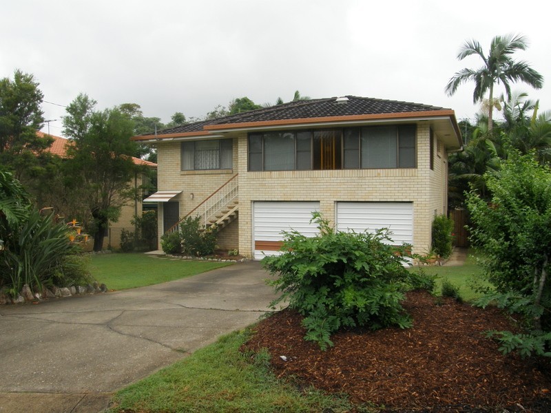 5 York Court, Albany Creek QLD 4035