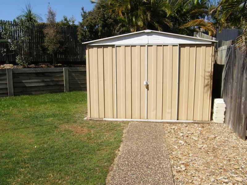 16 Egret Court, Albany Creek QLD 4035