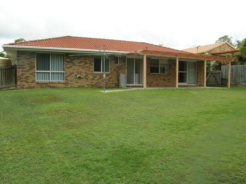 6 Janna Court, Eatons Hill QLD 4037