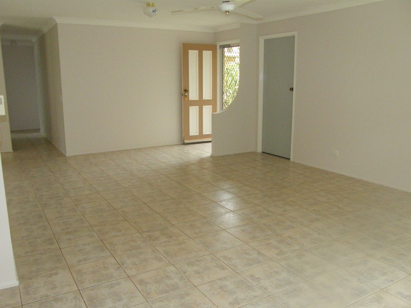 6 Janna Court, Eatons Hill QLD 4037