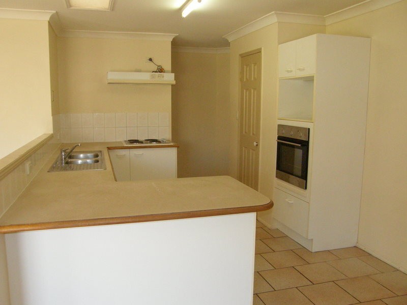 23 Saraband Drive, Eatons Hill QLD 4037