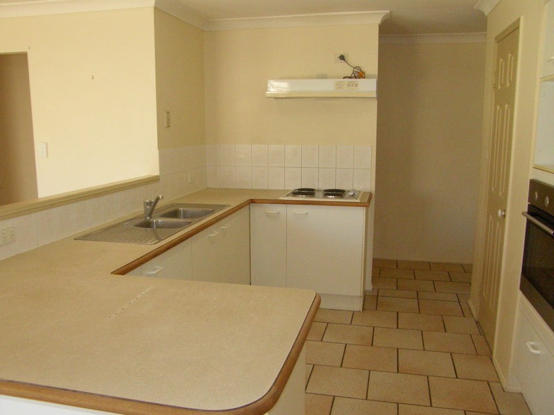 23 Saraband Drive, Eatons Hill QLD 4037