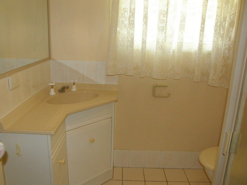 23 Saraband Drive, Eatons Hill QLD 4037