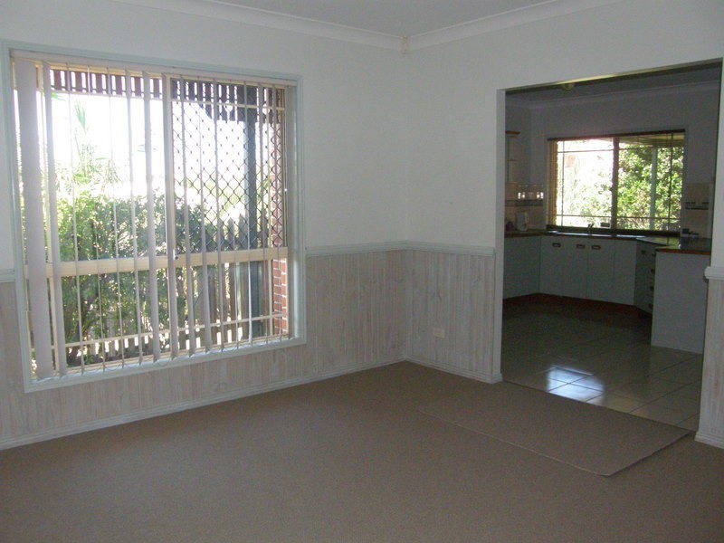 9 Marina Court, Eatons Hill QLD 4037