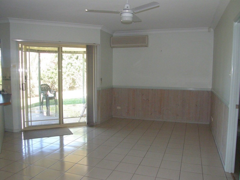 9 Marina Court, Eatons Hill QLD 4037