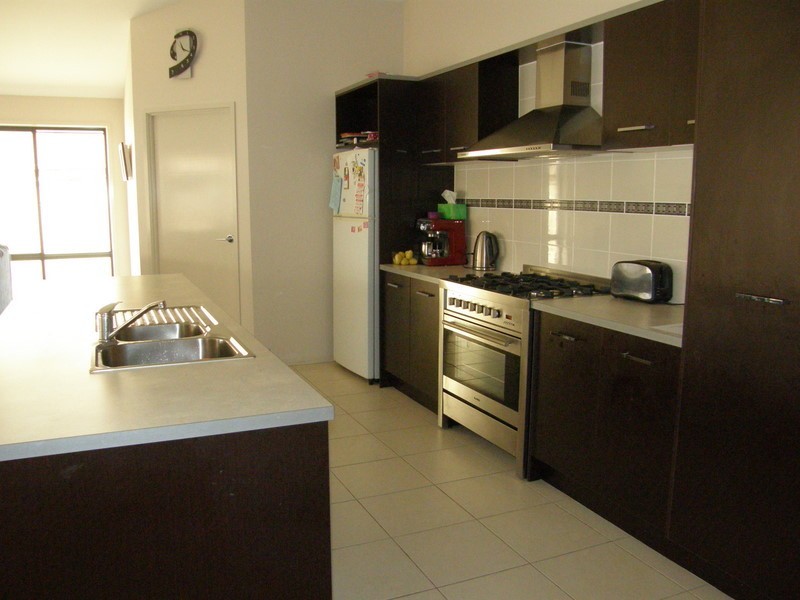 42 Ballyalla Crecent, Warner QLD 4500