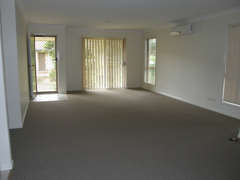 2/36 Jade Street, Albany Creek QLD 4035
