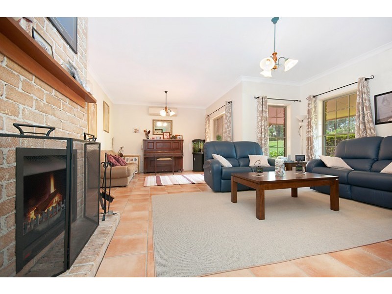 15 Parakeet Court, Warner QLD 4500