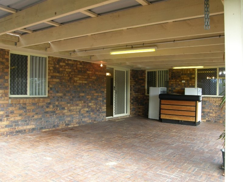 1 Brighton Court, Albany Creek QLD 4035
