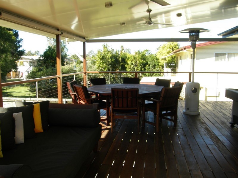 9 Ferguson Street, Albany Creek QLD 4035