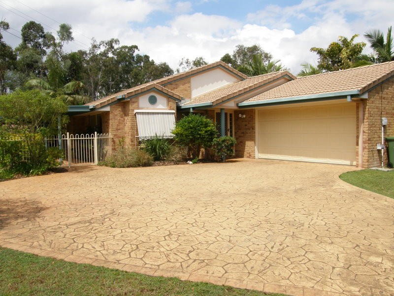 2 Lambeth Court, Albany Creek QLD 4035