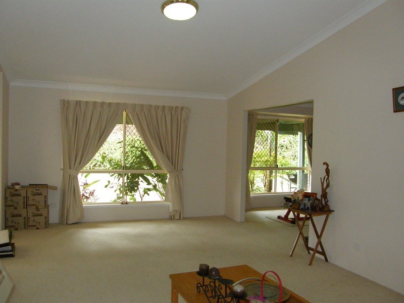 2 Lambeth Court, Albany Creek QLD 4035