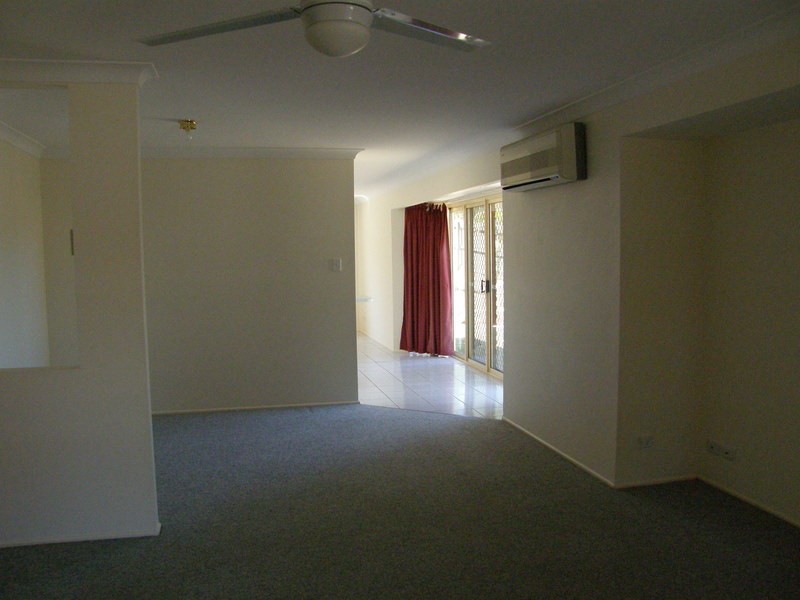 16 Queen Elizabeth Drive, Eatons Hill QLD 4037