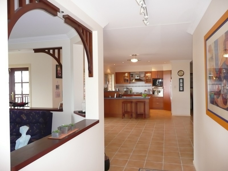 29 Valencia Court, Eatons Hill QLD 4037