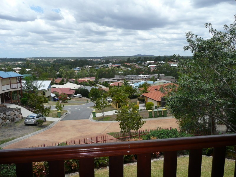 29 Valencia Court, Eatons Hill QLD 4037