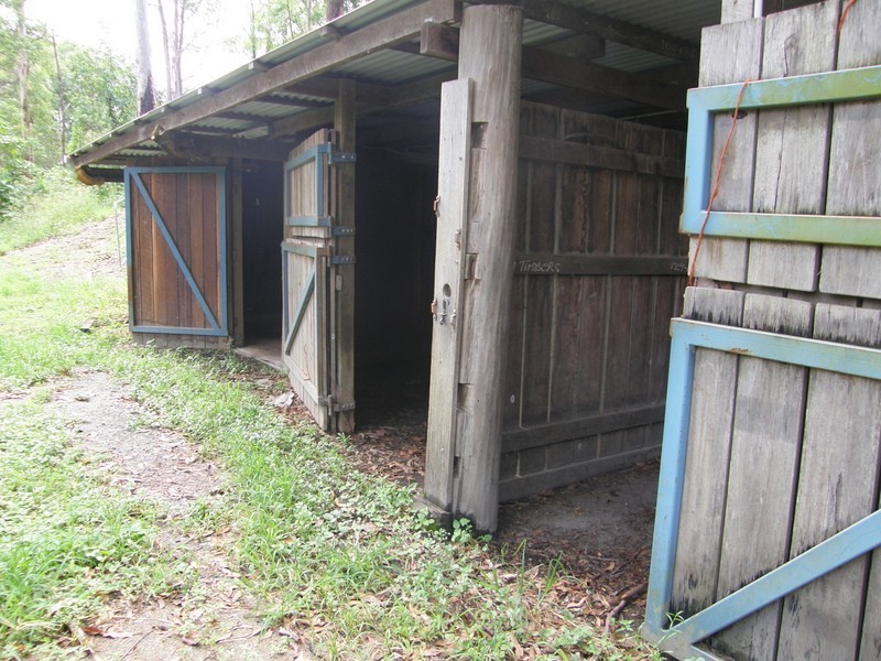 18 Salisbury Court, Clear Mountain QLD 4500