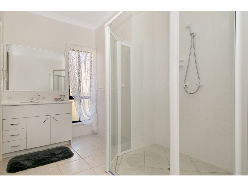 Eatons Hill QLD 4037