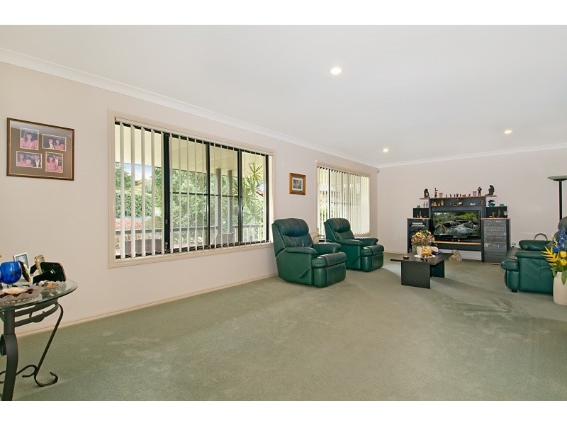 19 Silkyoak Way, Albany Creek QLD 4035