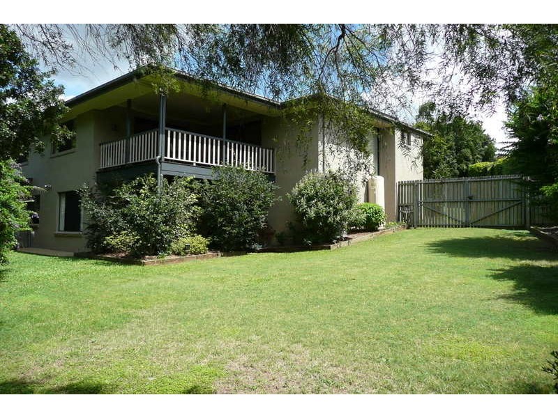 19 Silkyoak Way, Albany Creek QLD 4035