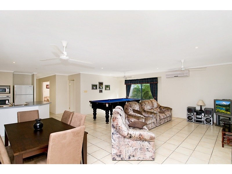 2 Sonoma Court, Cashmere QLD 4500