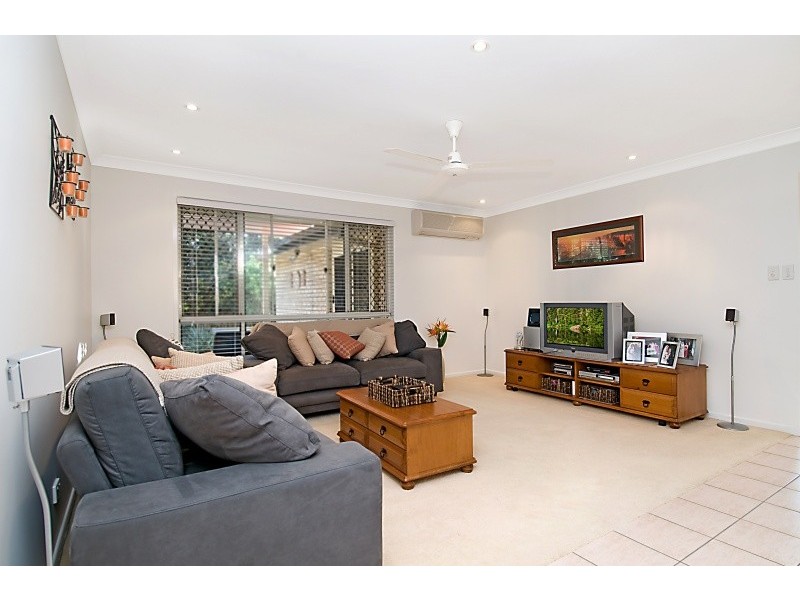 12 Karma Place, Albany Creek QLD 4035