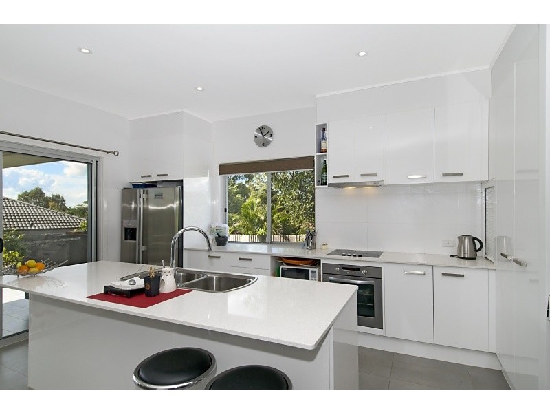 11 Shearwater Close, Albany Creek QLD 4035