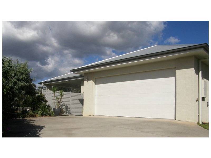 11 Shearwater Close, Albany Creek QLD 4035