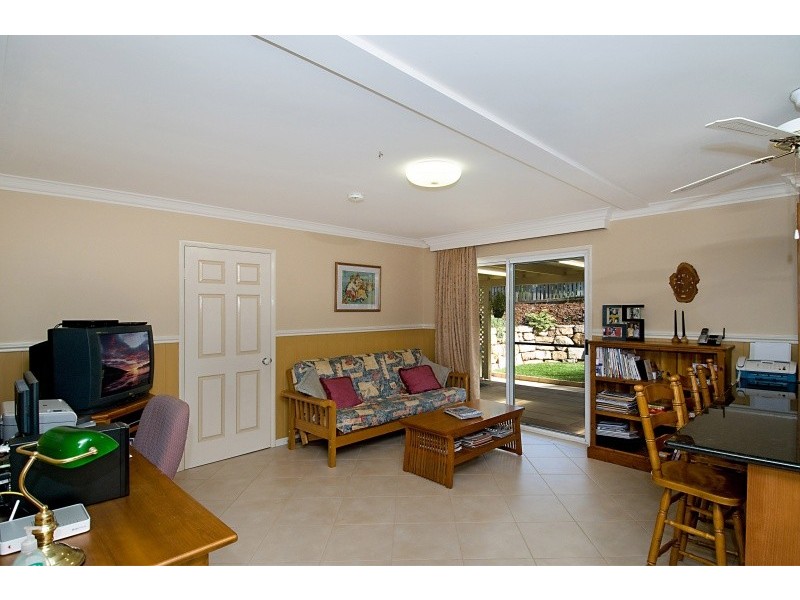 Eatons Hill QLD 4037