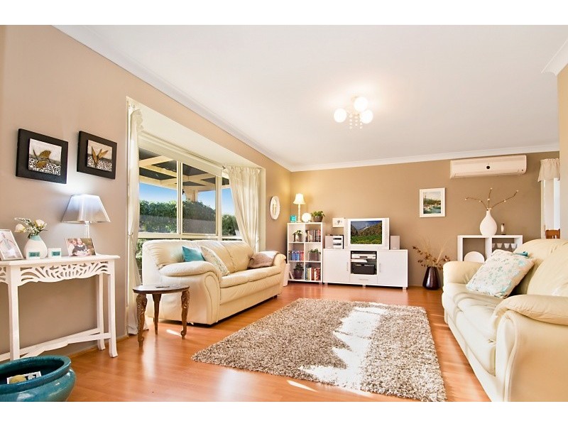 1 Tallebudgera Crescent, Albany Creek QLD 4035