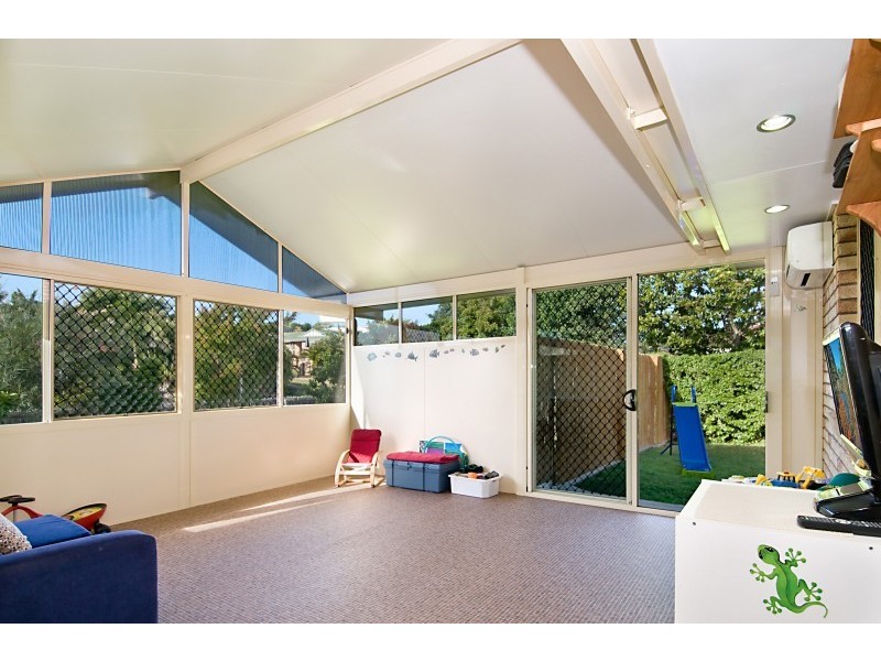 1 Tallebudgera Crescent, Albany Creek QLD 4035
