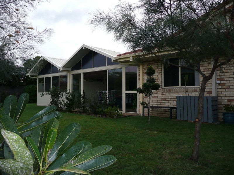 1 Tallebudgera Crescent, Albany Creek QLD 4035