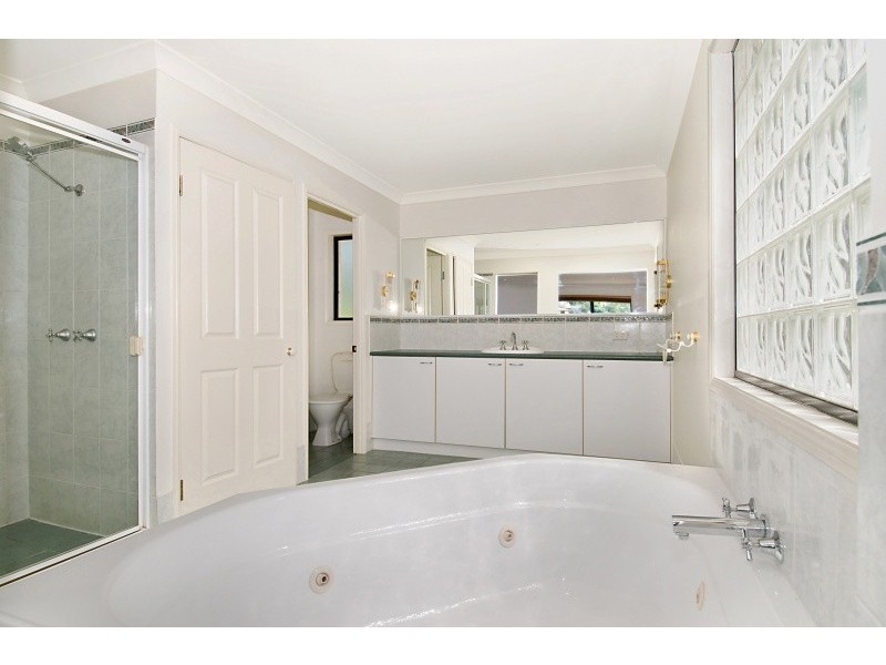 12 Cressbrook Drive, Albany Creek QLD 4035