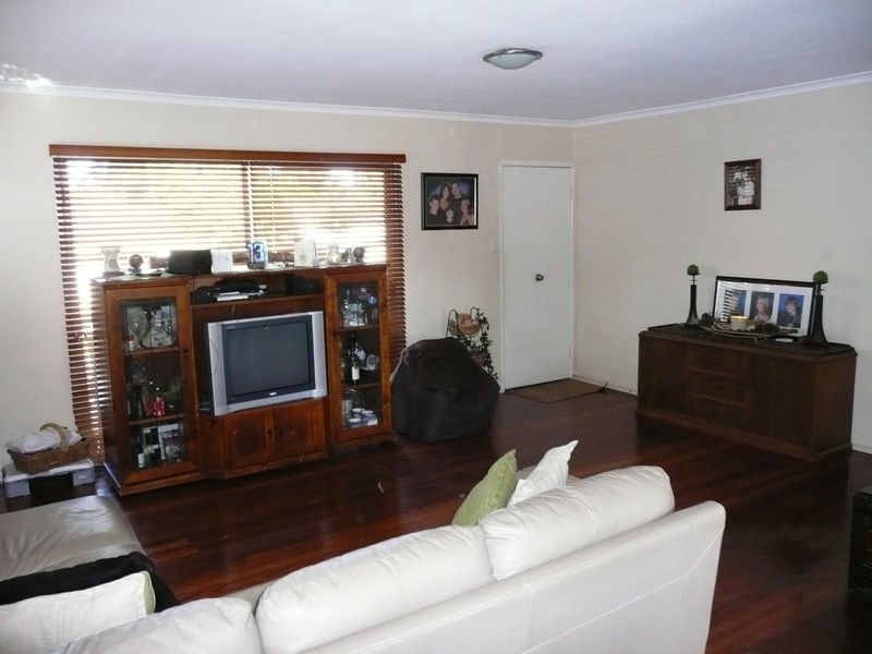 26 Crofty Street, Albany Creek QLD 4035