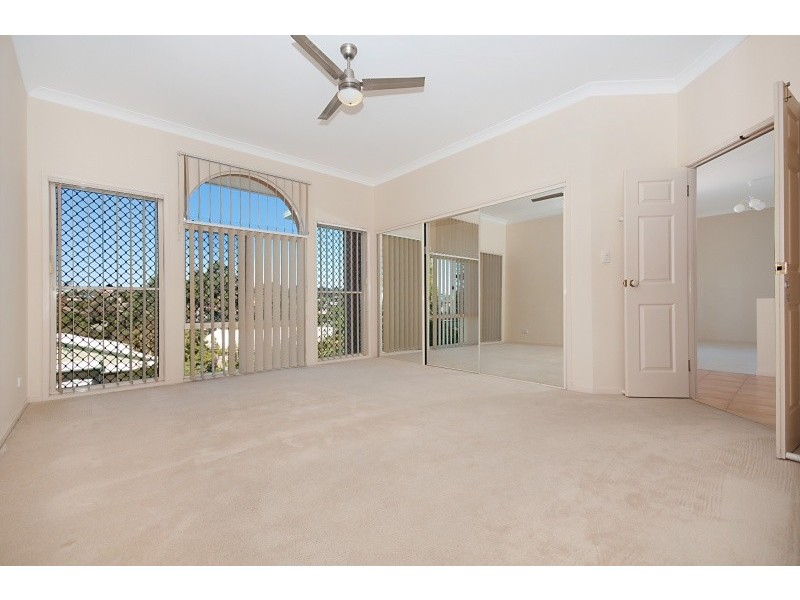 30 Silkyoak Way, Albany Creek QLD 4035