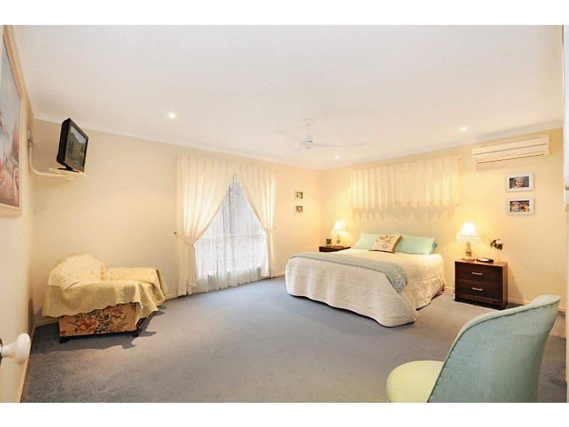 48 Boondooma Circuit, Albany Creek QLD 4035