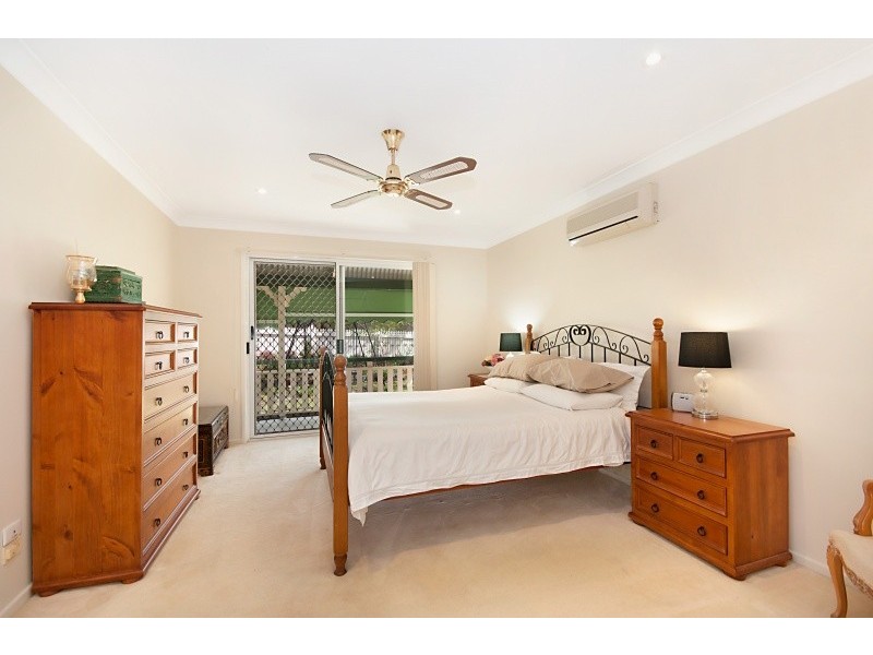 24 Eden Drive, Eatons Hill QLD 4037