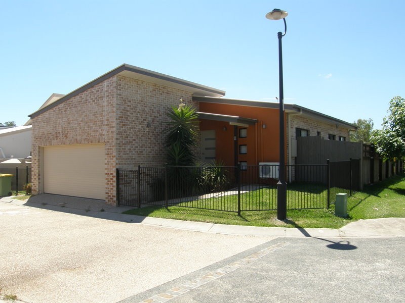 2 Macrusser Circuit, Warner QLD 4500