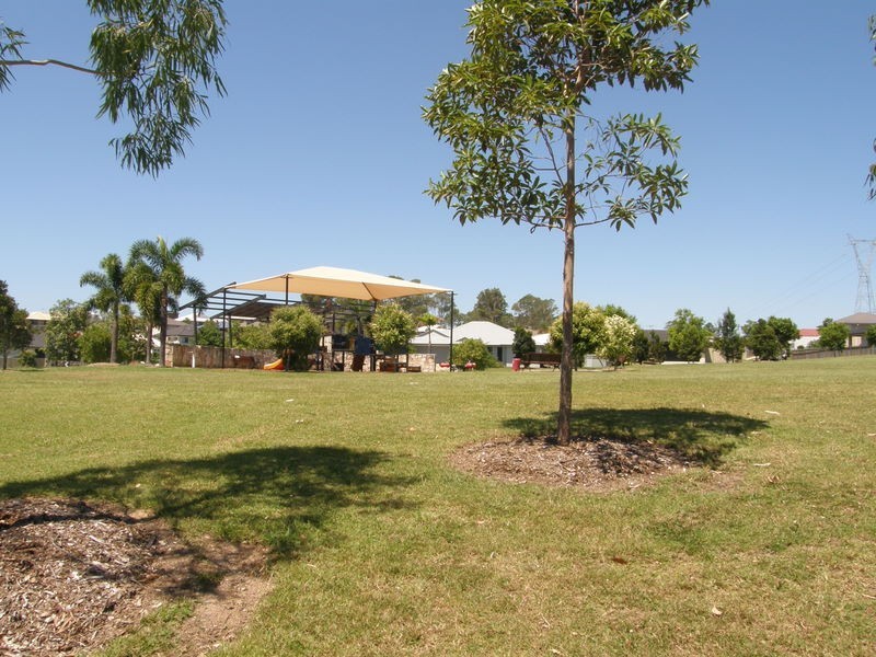 2 Macrusser Circuit, Warner QLD 4500