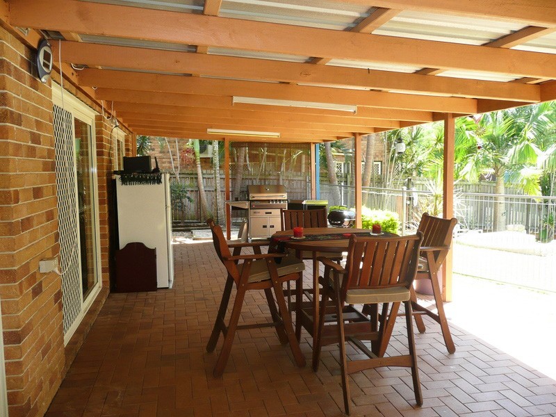 15 Silkyoak Way, Albany Creek QLD 4035