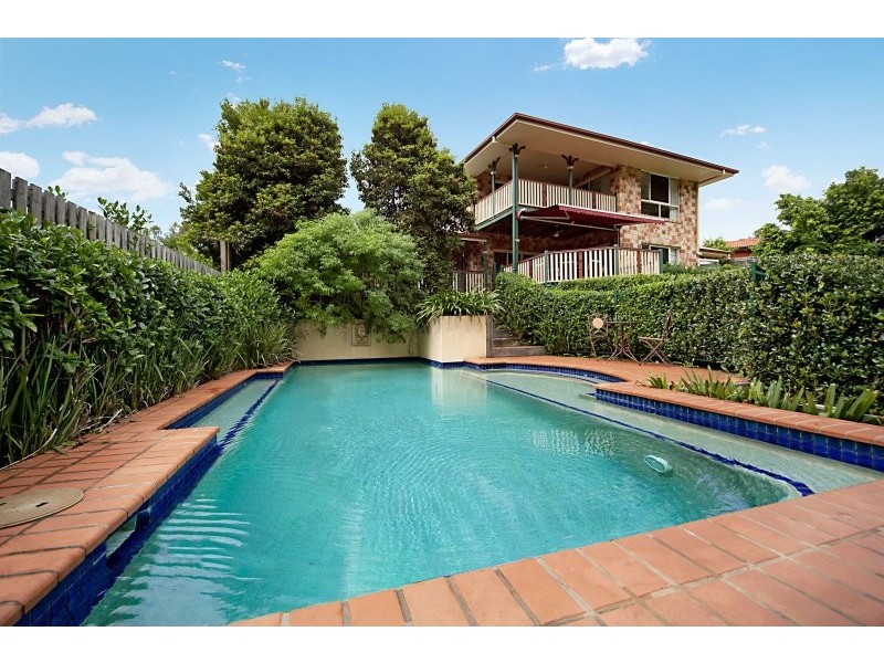 18 Havenwood Court, Albany Creek QLD 4035